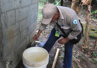Casos de dengue se mantienen bajo control y se reitera a la comunidad la eliminación de los criaderos de mosquitos