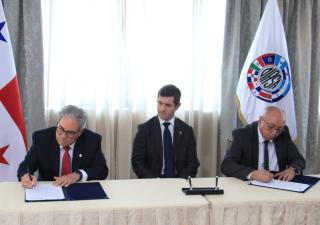 Minsa y el Organismo Internacional Regional de Sanidad Agropecuaria firman convenio para fortalecer los sistemas