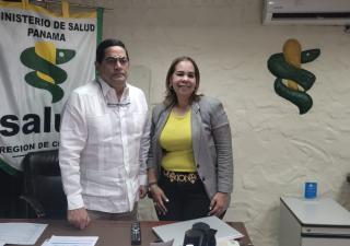 Ministro de Salud  entrega ayuda humanitaria a familias afectadas por incendio en San Felipe