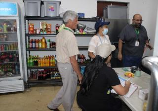 Salud sanciona a más de diez establecimientos de expendio de alimentos en Belisario Frías