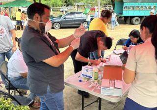 Regional de Salud en Los Santos refuerza el cuidado animal con vacunación y vitaminas