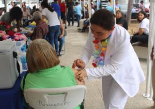 Jornada de vacunación en Playa Santa Catalina reforzará acciones preventivas contra el sarampión