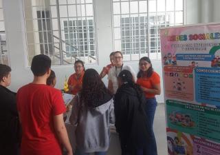 En Herrera, feria de salud mental fortalece el bienestar de estudiantes de educación media