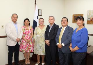 SE-COMISCA reconoce a funcionarios del Ministerio de Salud de Panamá por propuesta regional para garantizar el acceso a sueros anti venenos