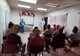 Región de Salud de Los Santos promueve la detección temprana del cáncer de próstata en el Hospital Rural de Tonosí