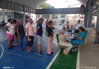 Adultos mayores disfrutan jornada de salud, recreación y bienestar en El Chorrillo