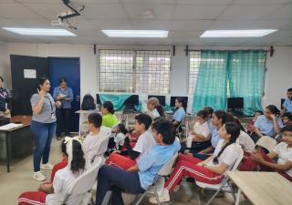Aulas en escuelas de  Los Santos  se convierten en espacios para decirle "no al tabaco y a los vapeadores"