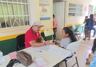 Más de 100 personas son atendidas en comunidades campesinas de Donoso