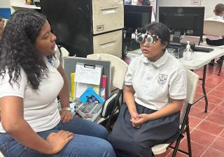 Centro de Salud de Boca La Caja y UDELAS promueven la salud visual y auditiva en estudiantes de la Escuela Federico Velásquez