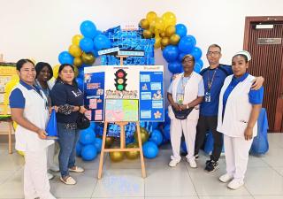 Minsa Colón realiza un evento para destacar el rol de los adolescentes. 